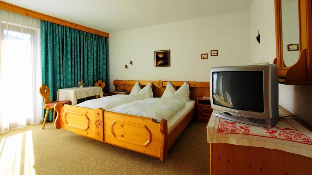 Haus Geiger Bed & Breakfast Scharnitz Room photo